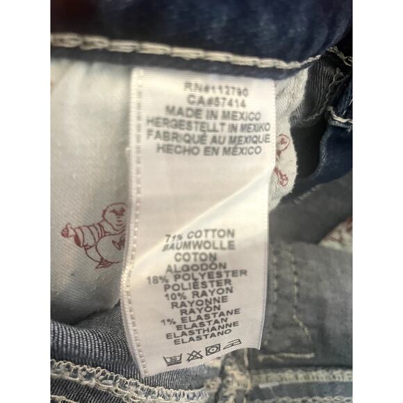 True Religion Cut Off Bermuda Shorts Size 30 - Picture 4 of 5